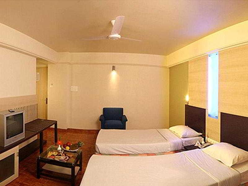 Treebo Archana Residency Hotell Thane Eksteriør bilde